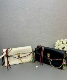 Picture of Prada Handbags _SKUfw181355042fw